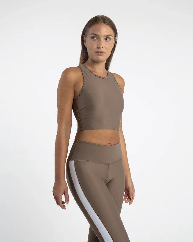 Compression Crop Top (Sand) Boxy Fit Fitted Loose