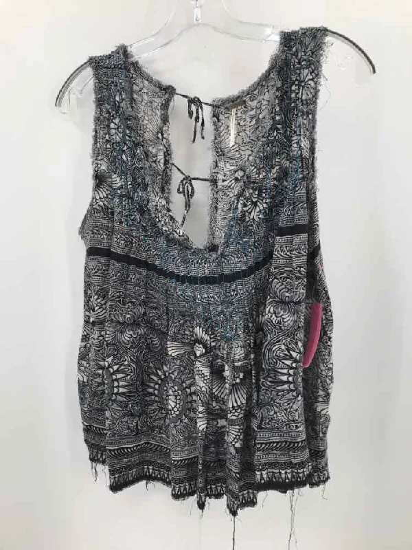 Pre-Owned Free People Grey Size Small Tank Top trendy tank top