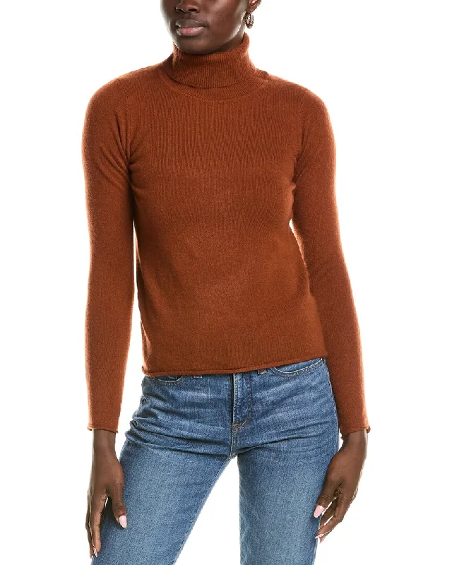 Sofiacashmere Roll Cuff & Hem Turtleneck Sweater Solid Print Embellished